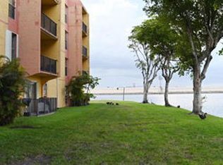 4719 NW 7th St, Miami, FL 33126