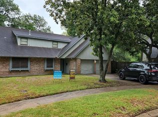 2214 S Rayburn Ct, Pasadena, TX 77502