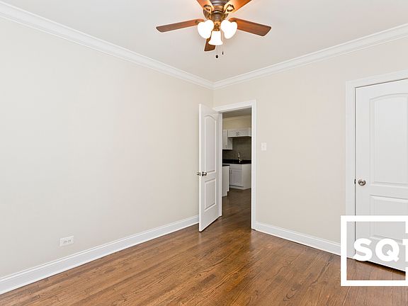 3rd image of 3815 N Greenview Ave #3823-1E