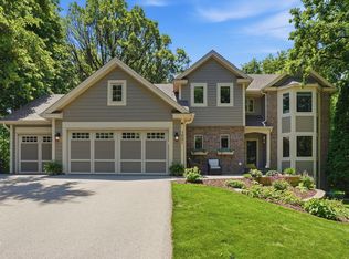 1021 Wildwood Way, Chaska, MN 55318