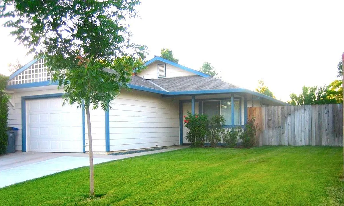 2719 Rondo Pl photo 1