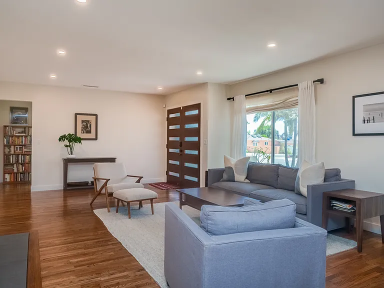 4778 Lucille Dr — Photo 14