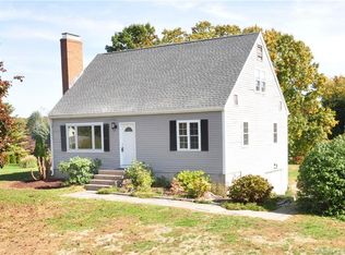 32 Lang Rd, Windsor, CT 06095