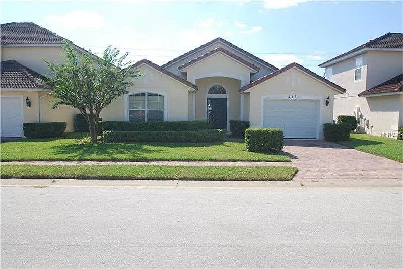 217 Robin Rd