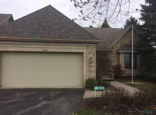 2800 Hasty Rd, Ottawa Hills, OH 43615