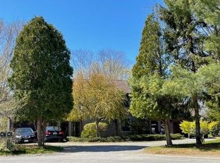 78 Independence Ct, Portsmouth, RI 02871