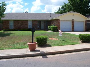 810 Jay Dr, Noble, OK 73068