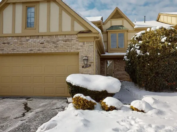 2714 Maitland Dr, Ann Arbor, MI 48105