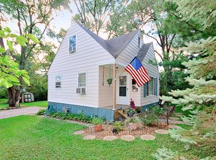 1825 Brentwood Dr, Round Lake Heights, IL 60073