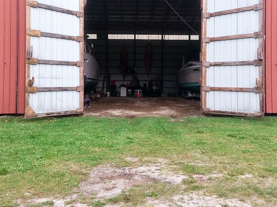 Interior, no lighting