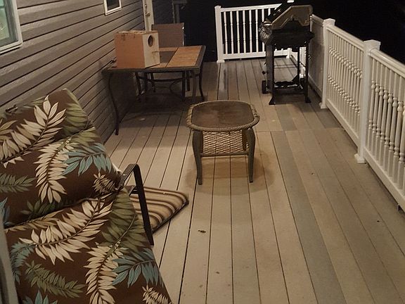 32ft composite deck
24ft cov