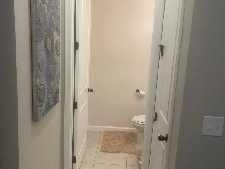 1218 Forest Gate Cir — Photo 12