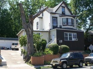 325-327 W Broadway, Paterson, NJ 07522