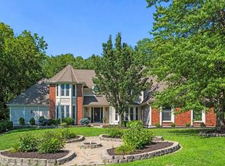 13900 NW 72nd St, Parkville, MO 64152