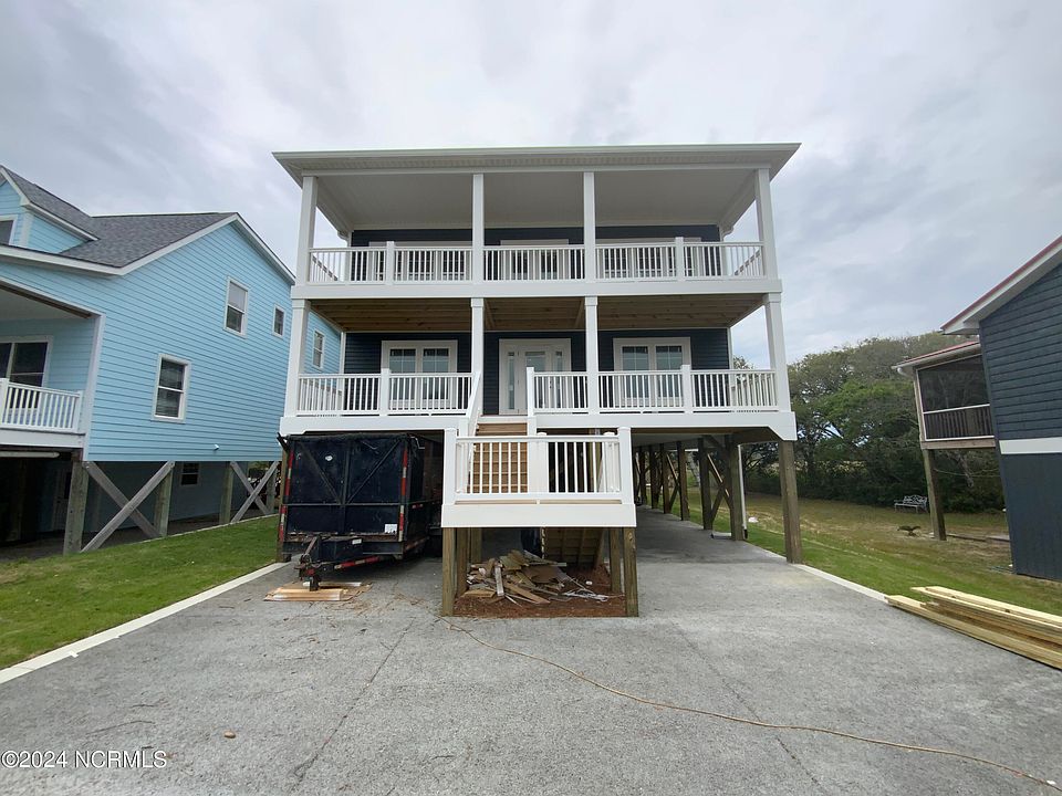 1st image of 2206 E Pelican Drive