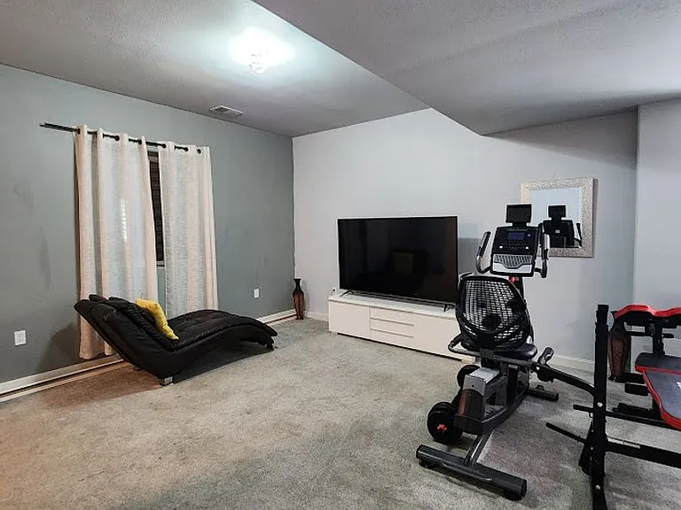 7546 Sabino Ln — Photo 22