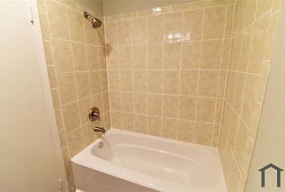 438 N Armistead St #301 — Photo 7