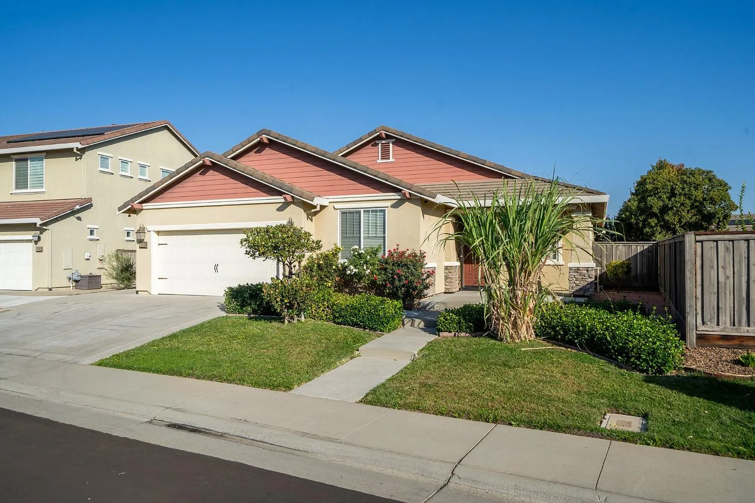 7909 Maiss Way photo 1