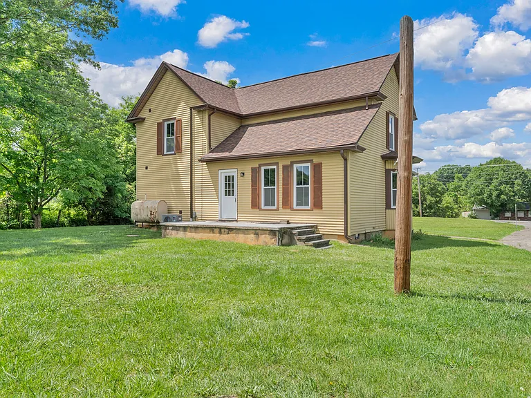 5402 Roanoke Rd — Photo 26
