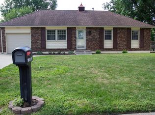 1303 NE 75th St, Gladstone, MO 64118