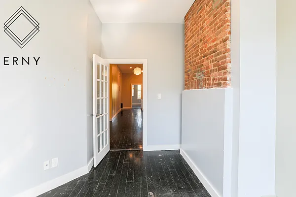 Rented by ERNY LLC | media 15