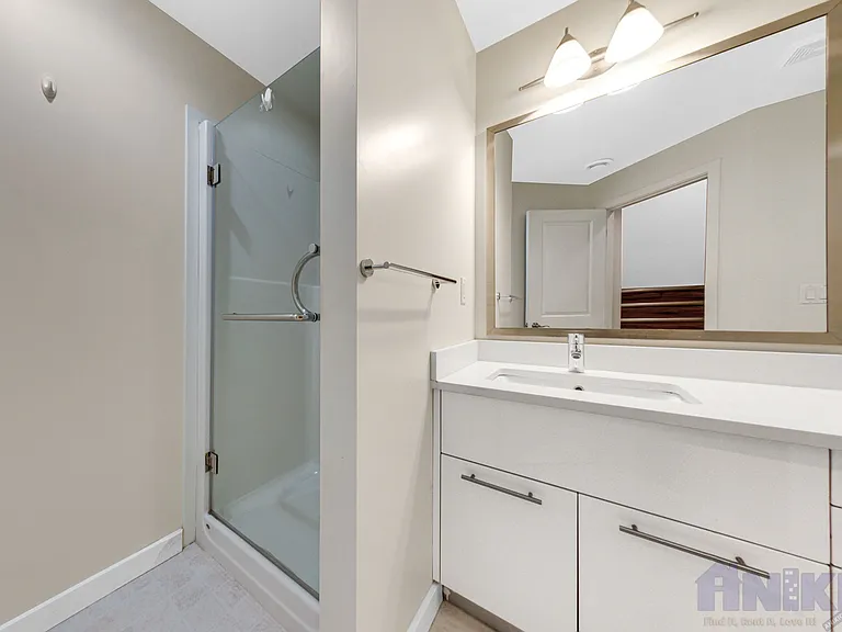 710 Gordon Rd — Photo 21