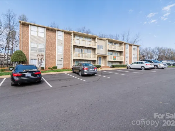 1600 Arlyn Cir APT K, Charlotte, NC 28213