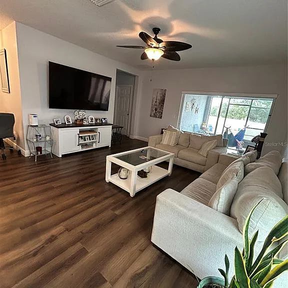 9213 Halsey Dr — Photo 11