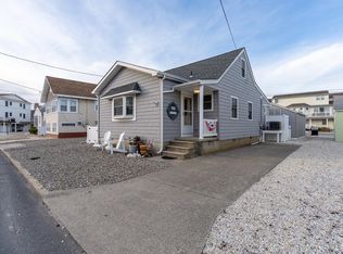205 84th St, Sea Isle City, NJ 08243