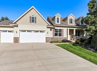 10215 Regent Ave N, Brooklyn Park, MN 55443