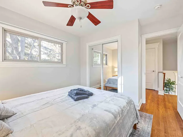 408 N Windsor Dr — Photo 14