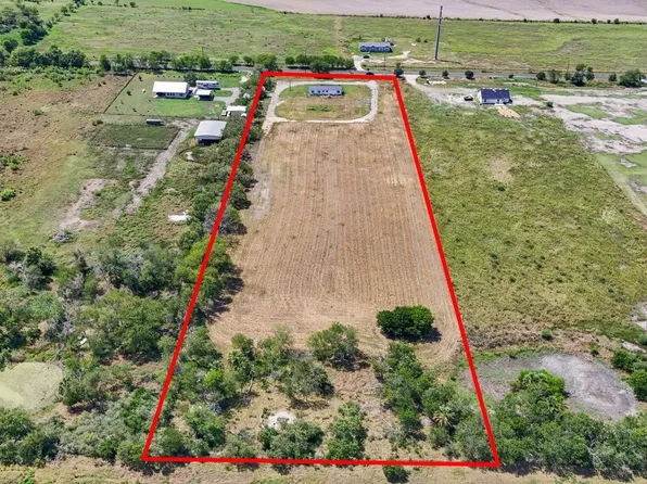 11890 Keller LOT S, LaCoste, TX 78039