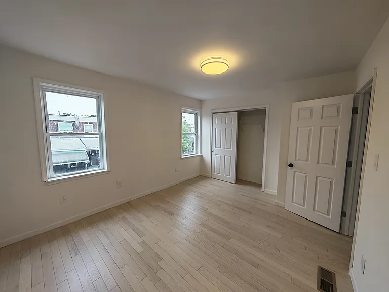 2710 S Fairhill St — Photo 7