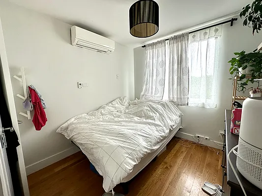 Rented by Real Broker NY LLC | media 13