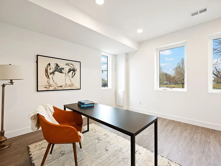 5187 W Carr St — Photo 18