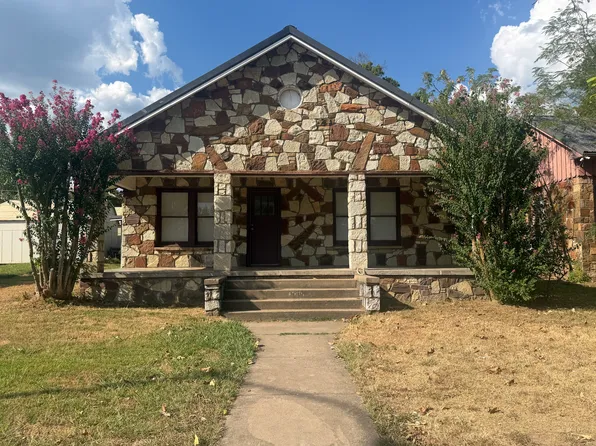 303 E Main St, Wilburton, OK 74578