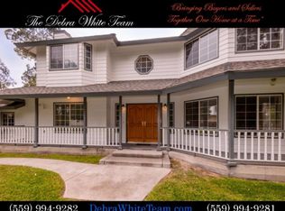 8877 14th Ave, Hanford, CA 93230