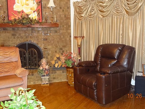 3rd image of 2607 Northridge Dr