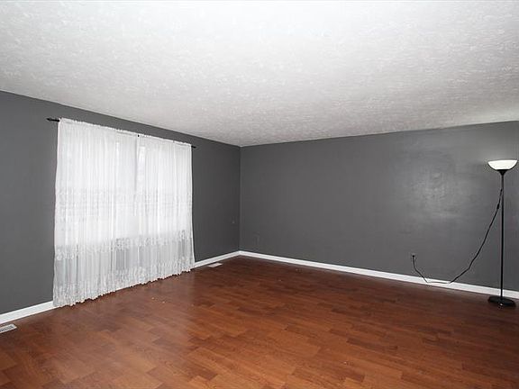 3rd image of 5765 Ashcraft Dr