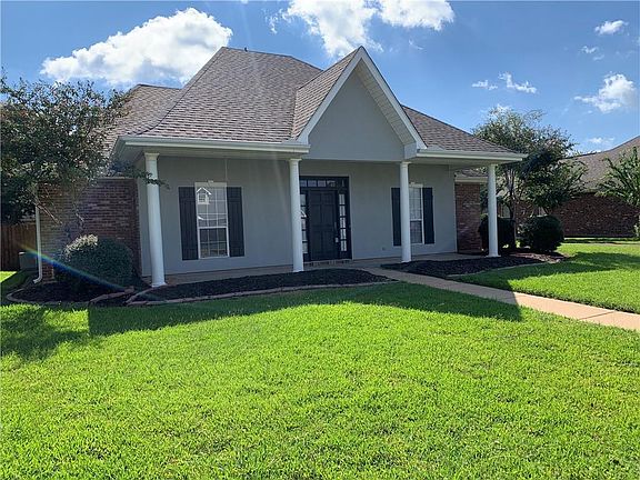 3rd image of 5913 Bocage Dr