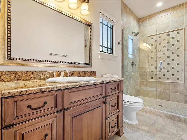 9841 Covent Garden Dr — Photo 41