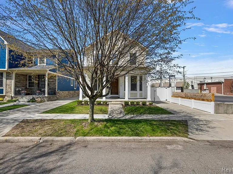 1109 Bennaville Ave — Photo 47