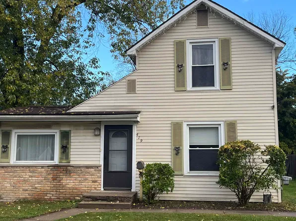 419 E Broad St, Chesaning, MI 48616