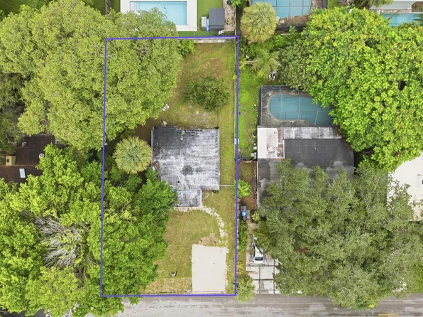 1725 SW 14th Court, Fort Lauderdale, FL 33312