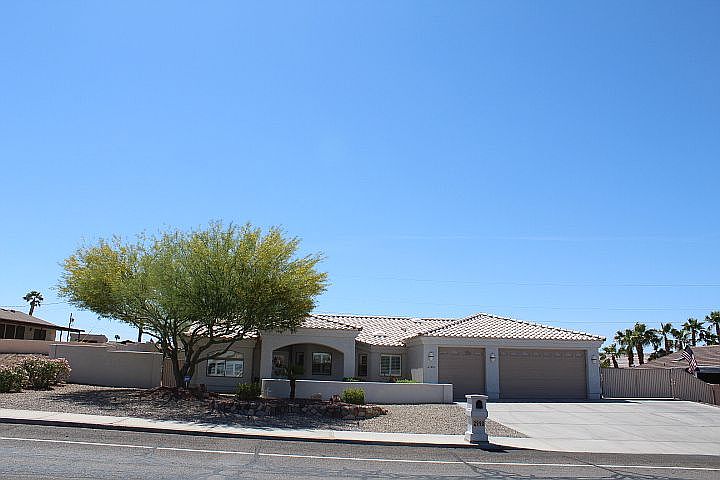1st image of 2990 Chemehuevi Blvd