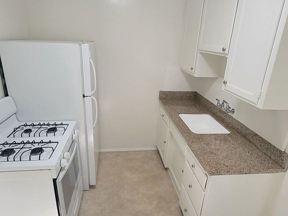 4th image of 12122 Hoffman St APT 5