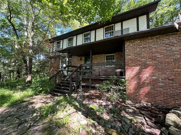 901 Stratford Rd, Ligonier, PA 15658