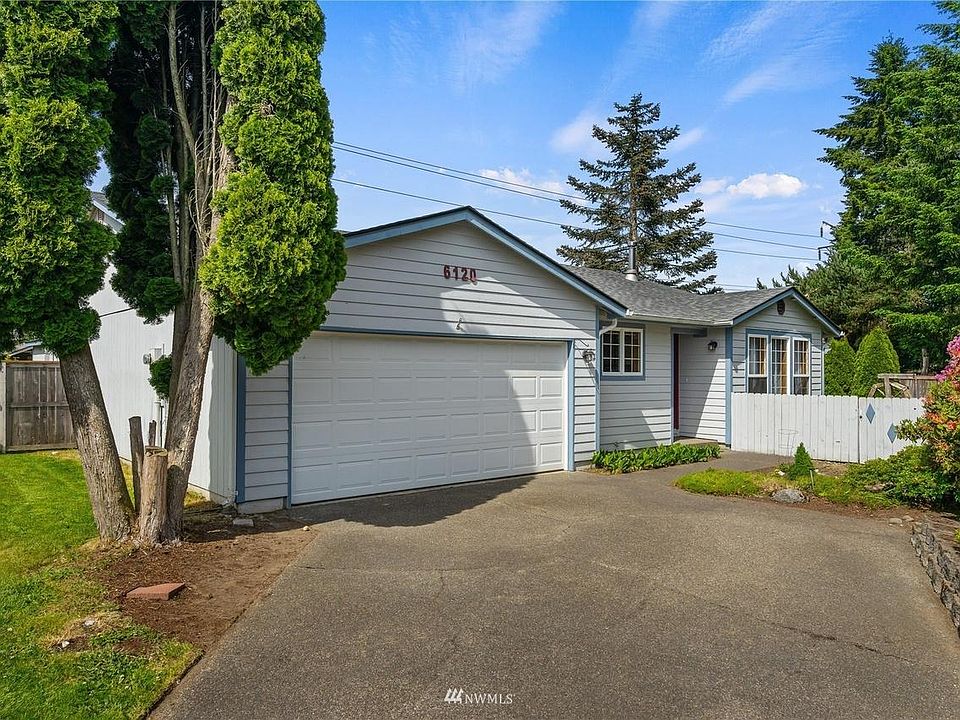 1st image of 6120 Thornbury Ct SE
