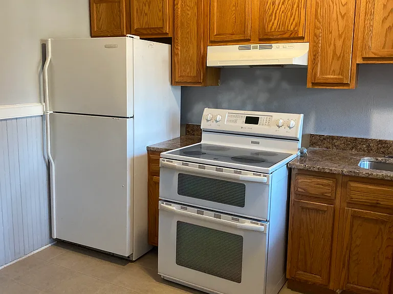 15 Irving St #1L — Photo 7