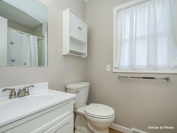 5th image of 1605 NW 4th St #1605